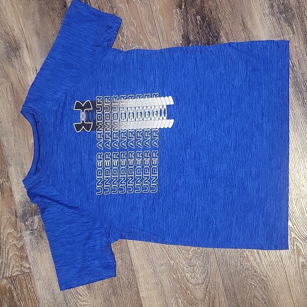 Boys Under Armour T-shirt